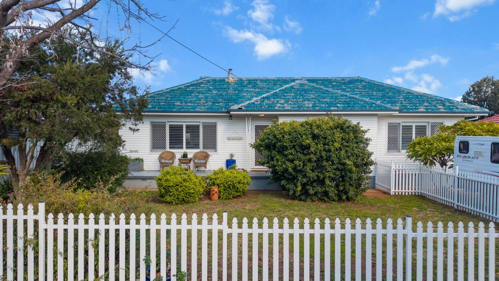 17 Elizabeth St, Gunnedah, NSW 2380