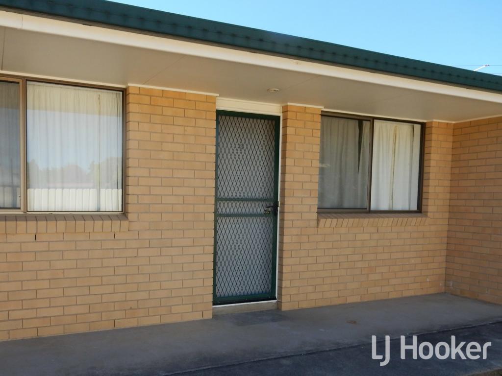 2/15 Greaves St, Inverell, NSW 2360