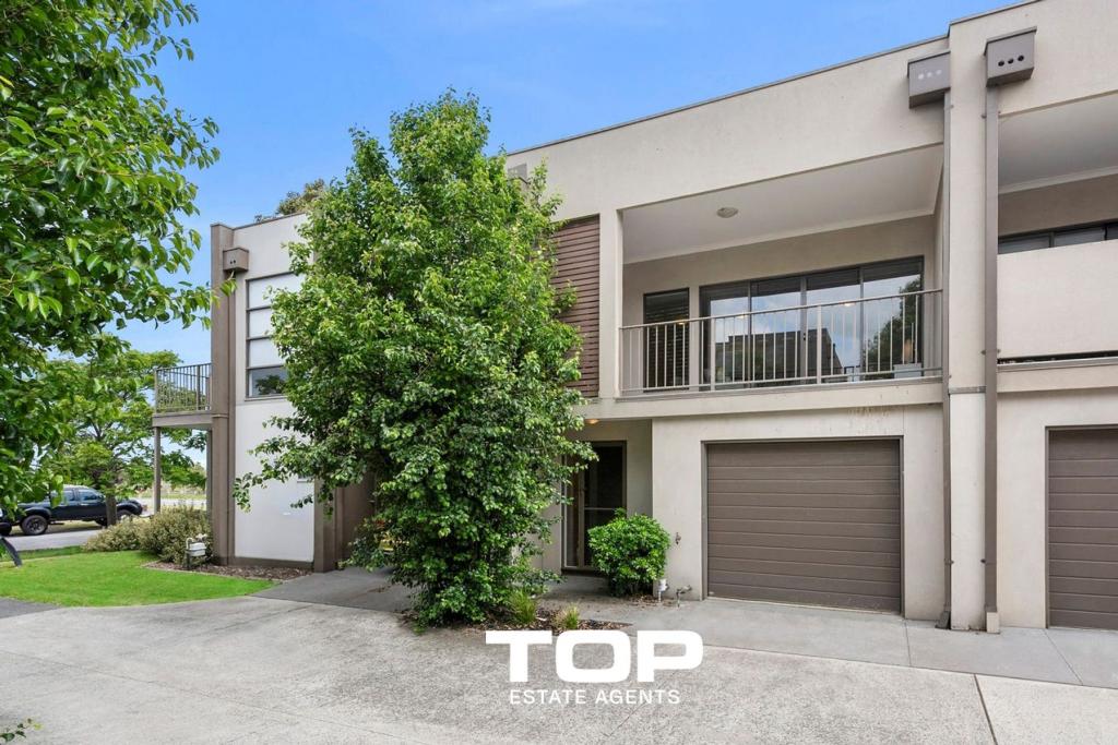 3 Zeta Cct, Cranbourne North, VIC 3977