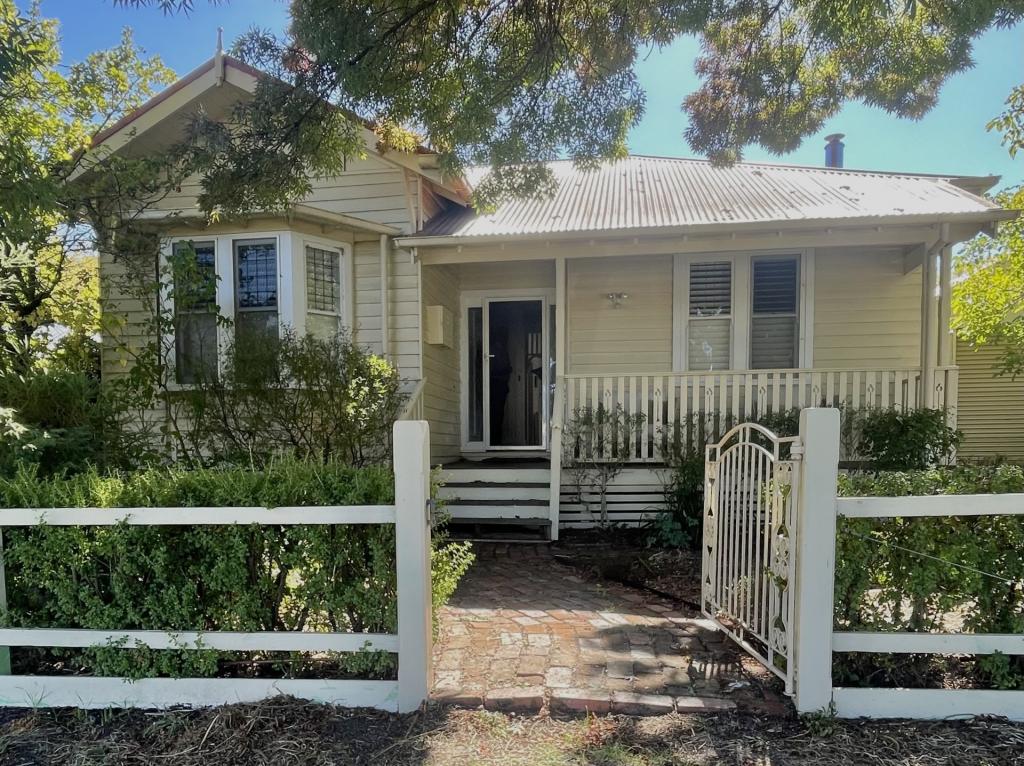 52b Jennings St, Kyneton, VIC 3444