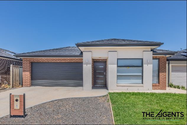 111 Claret Ash Bvd, Harkness, VIC 3337