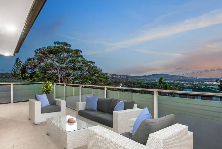 30 Valley View Rd, Bateau Bay, NSW 2261