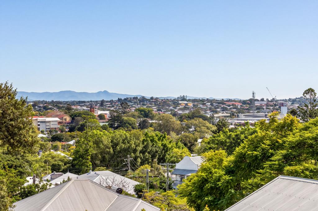 2/50 Balmain St, Wooloowin, QLD 4030