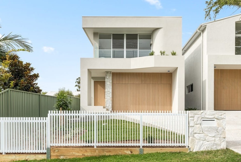 8b Sunbury St, Sutherland, NSW 2232