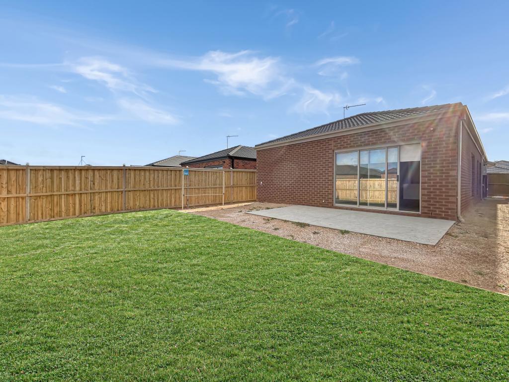 37 Devesha Dr, Armstrong Creek, VIC 3217
