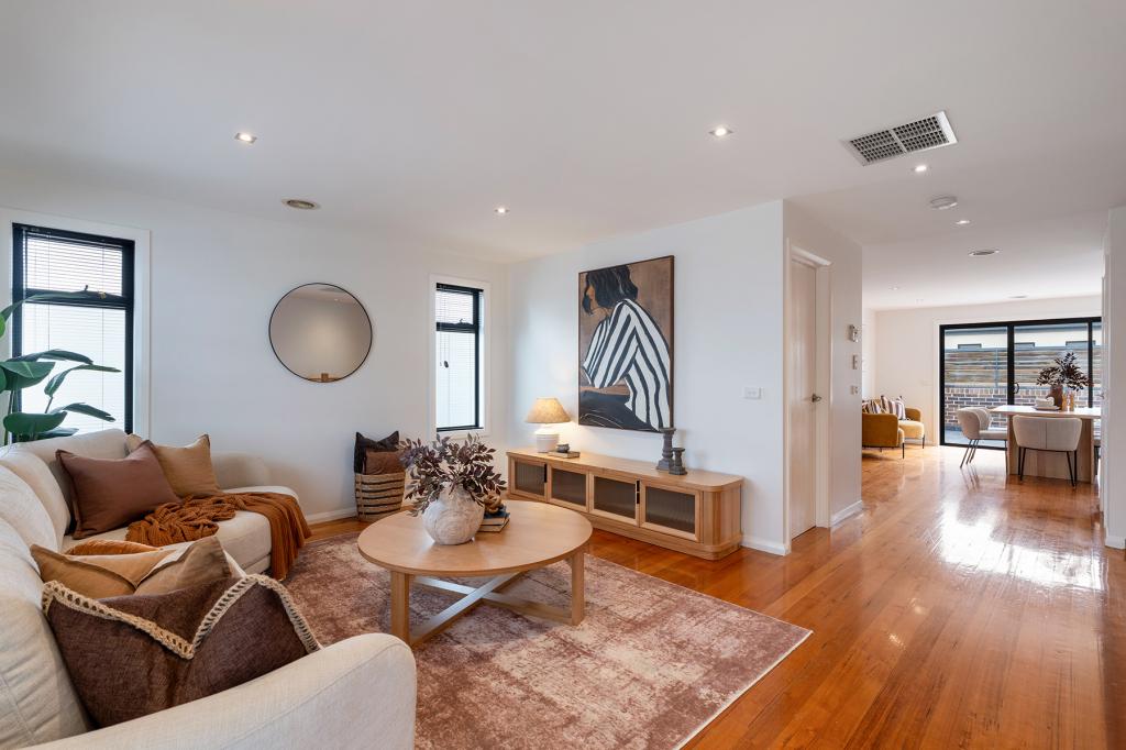 2/93 West St, Hadfield, VIC 3046