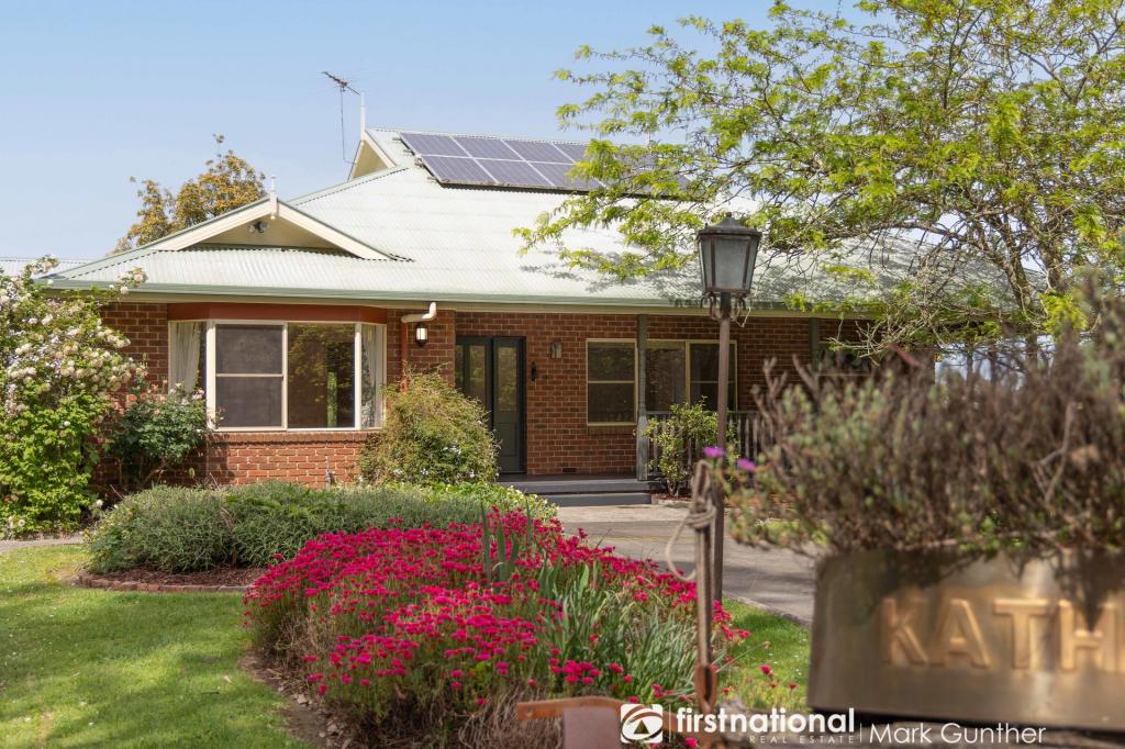 115 Donnellys Weir Rd, Healesville, VIC 3777