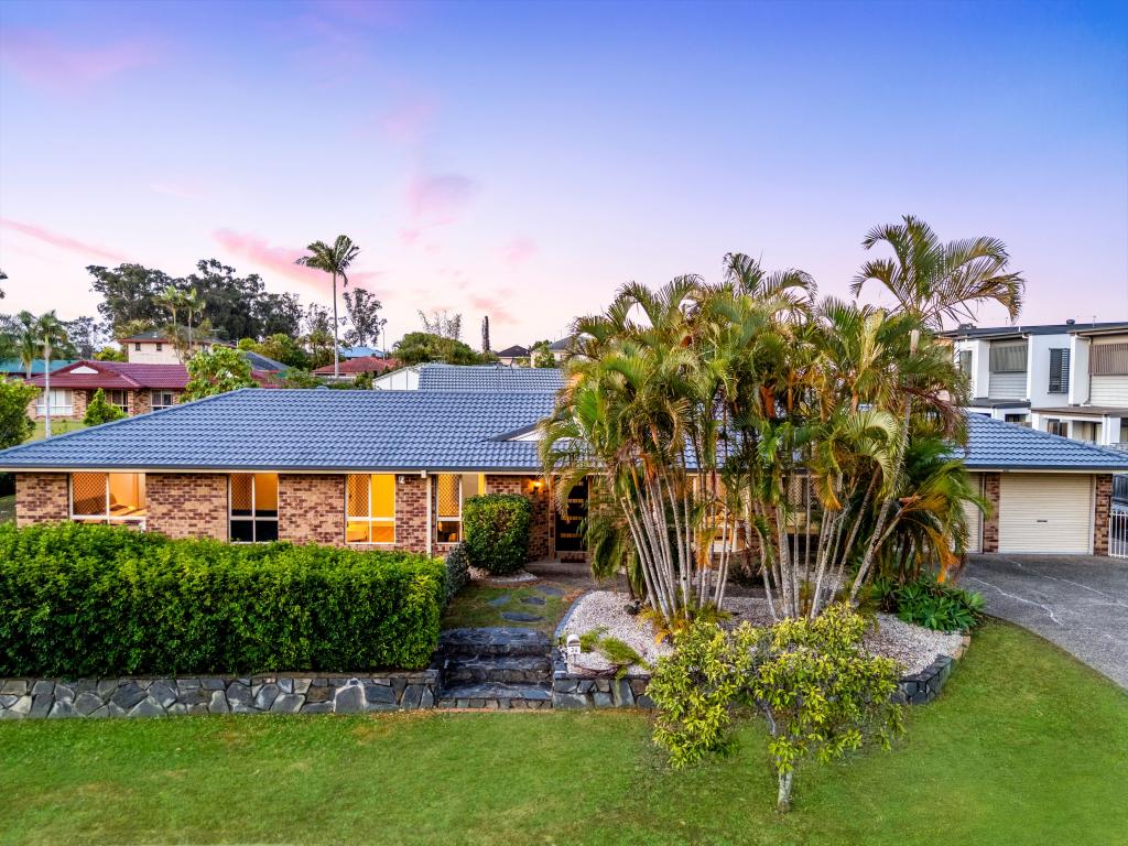 26 Avondale Cres, Parkinson, QLD 4115