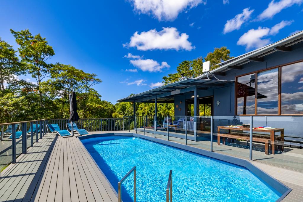 895 Hunchy Rd, Hunchy, QLD 4555