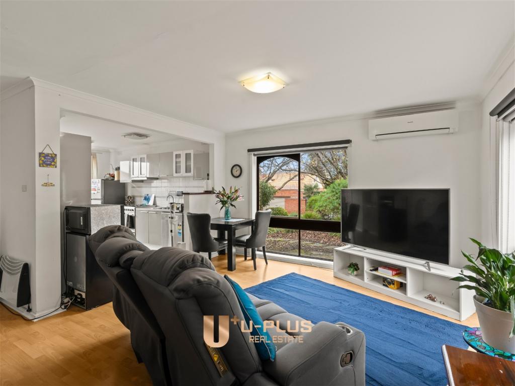 1/2 Balmoral St, Essendon, VIC 3040