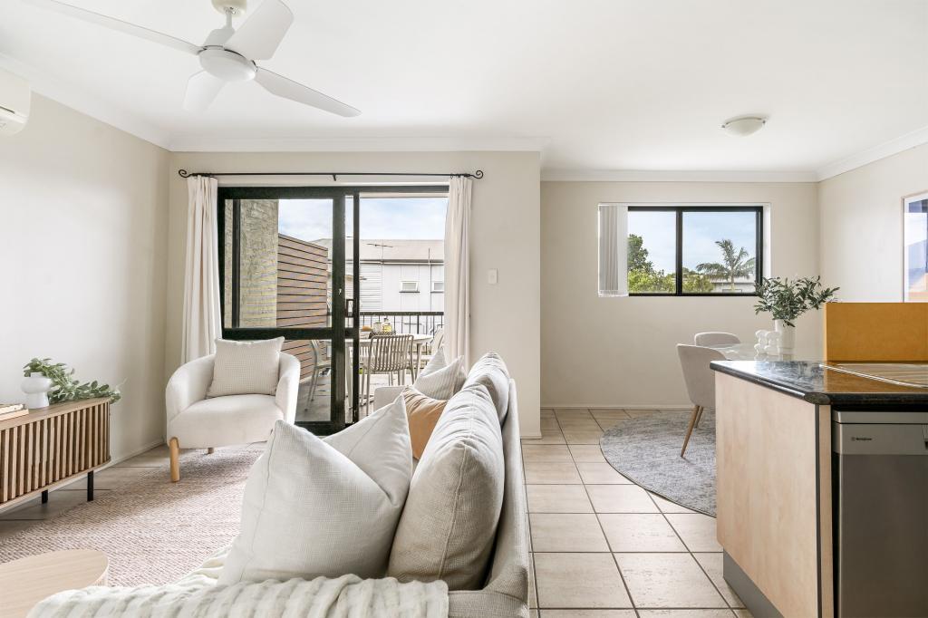 3/106 SWAN ST, GORDON PARK, QLD 4031