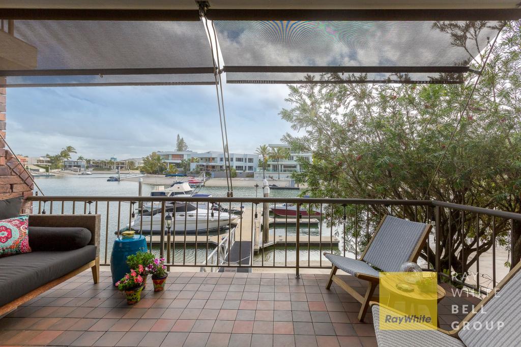 2/22 Commodore Dr, Surfers Paradise, QLD 4217