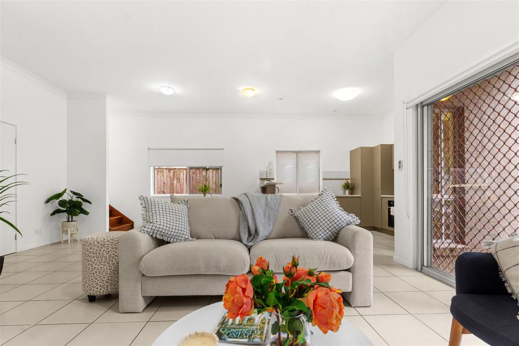 19/2 Toohey St, Pacific Pines, QLD 4211