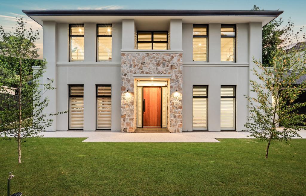 16 INVERLOCH AVE, TORRENS PARK, SA 5062