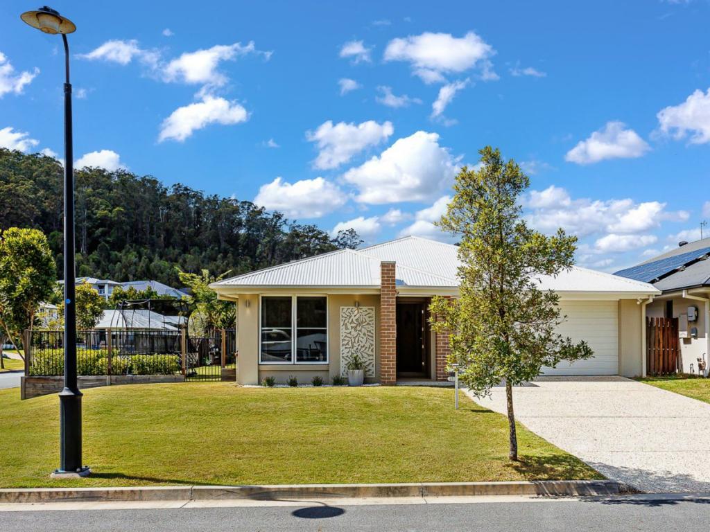 23 Valley Mist Pl, Maudsland, QLD 4210