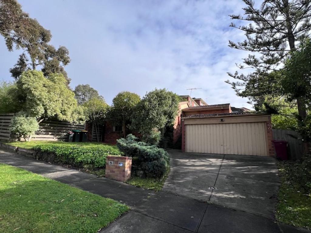 2 Guildford Dr, Doncaster East, VIC 3109