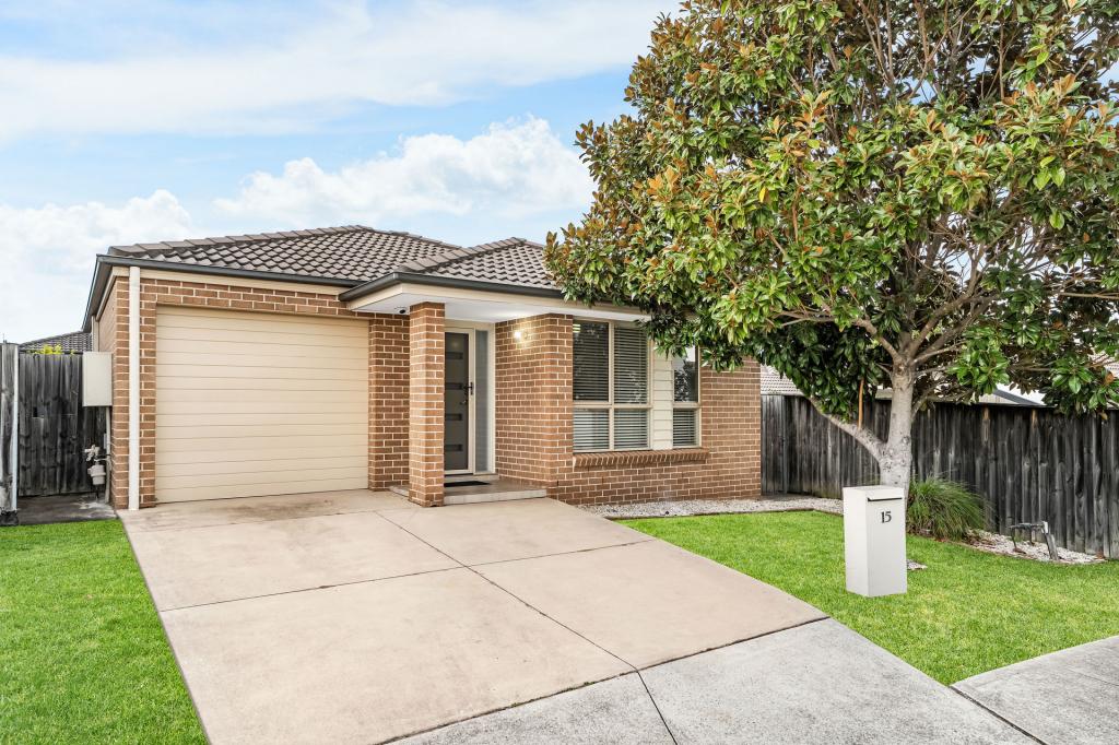 15 Orwell Pl, Spring Farm, NSW 2570