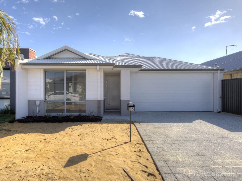 35 Hasties Rd, Yanchep, WA 6035