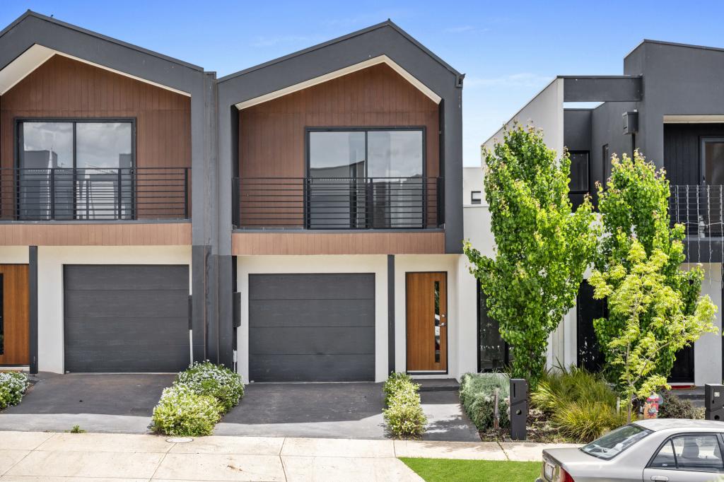 44 SASHA CRES, TRUGANINA, VIC 3029