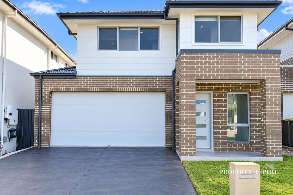 33 Conkerberry St, Marsden Park, NSW 2765