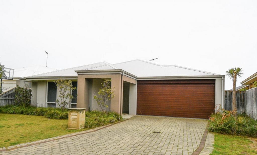 40 Santalum Crcs, Halls Head, WA 6210