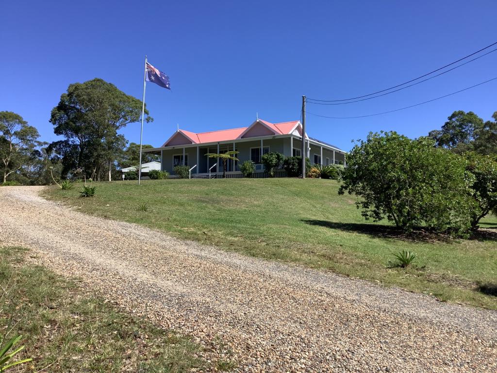 1 Bluemoor Rd, North Batemans Bay, NSW 2536