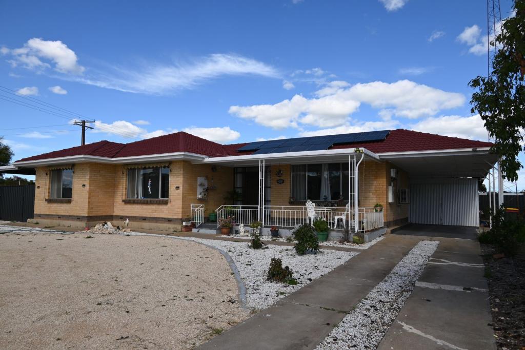 12990 Sturt Hwy, Waikerie, SA 5330