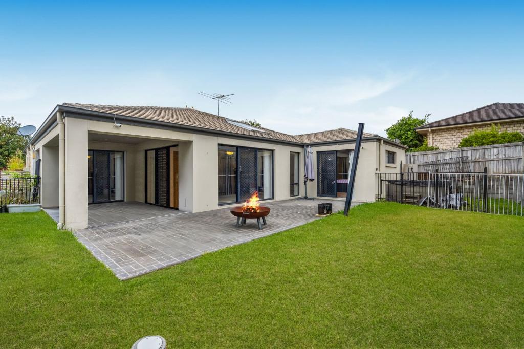 32 Charlton Cres, Ormeau, QLD 4208