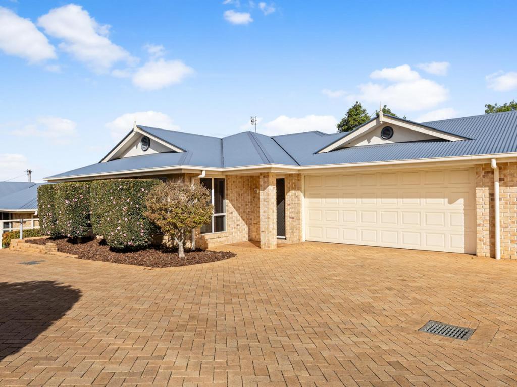 6/68 Holberton St, Rockville, QLD 4350