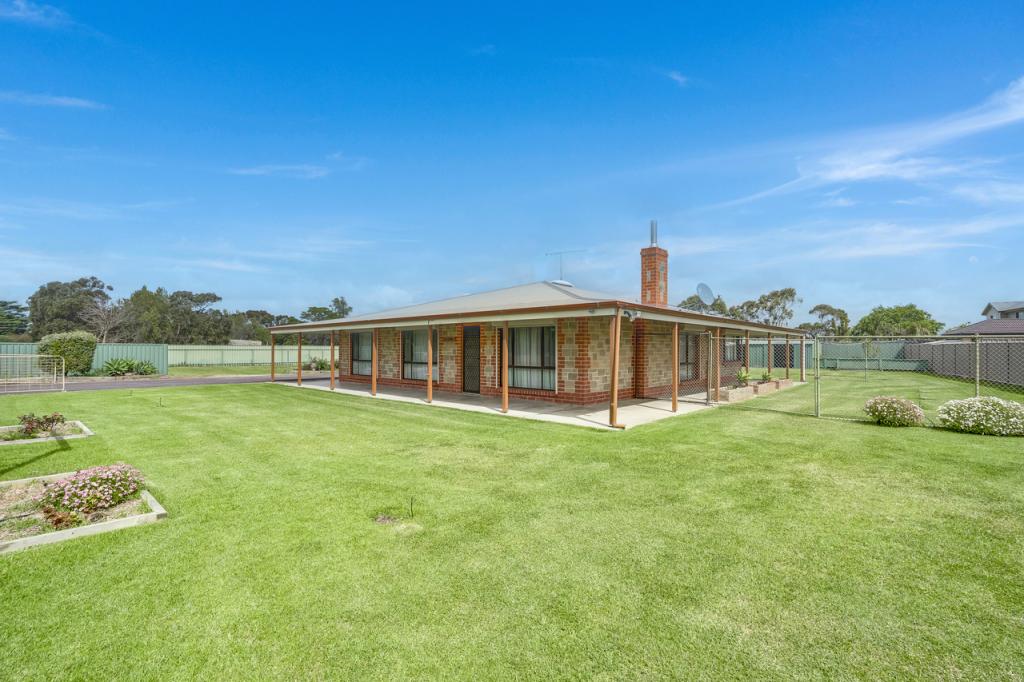 25 Currency Creek Rd, Goolwa North, SA 5214