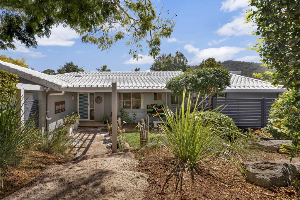 242a Chapel Hill Rd, Chapel Hill, QLD 4069