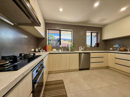 78 Wheatley Dr, Bull Creek, WA 6149