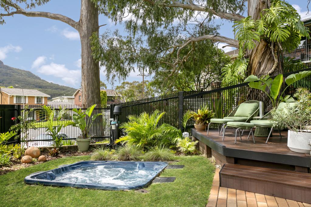 3 Wellington Dr, Balgownie, NSW 2519