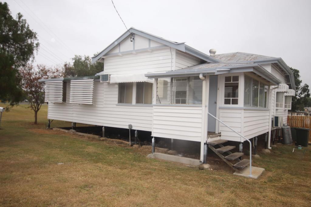 25 Stuart Russell St, Mundubbera, QLD 4626