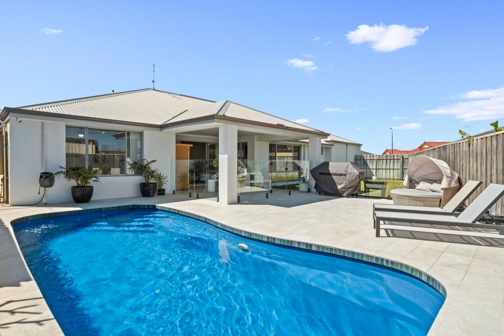 24 Marsdenia Rd, Halls Head, WA 6210