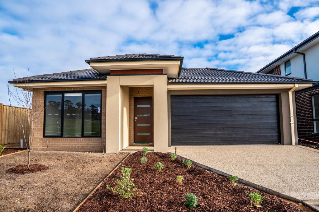 49 Encore Bvd, Cranbourne South, VIC 3977