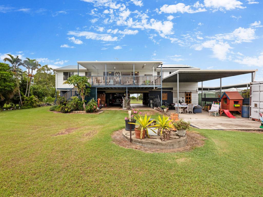 42 WHITAKER ST, BOONOOROO, QLD 4650