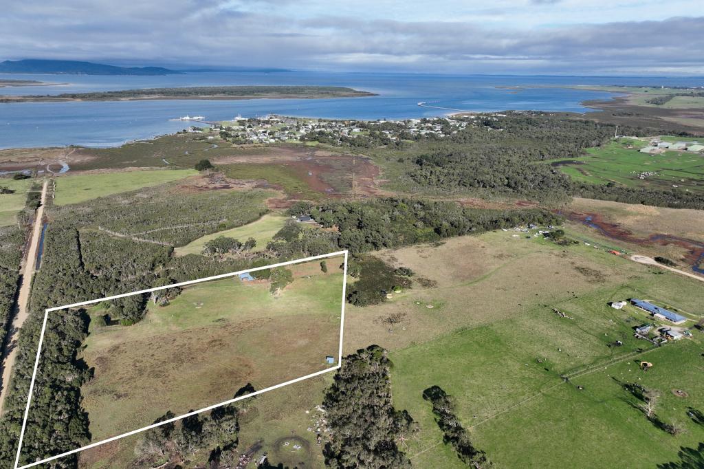 90 Adams Rd, Port Welshpool, VIC 3965