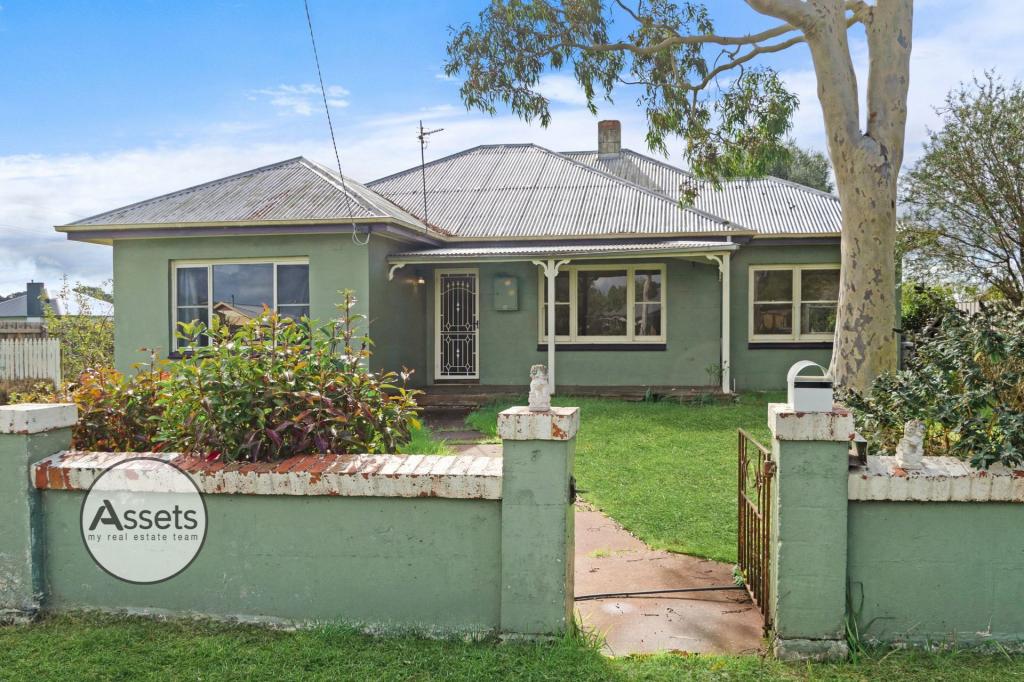 54 Scott St, Heywood, VIC 3304