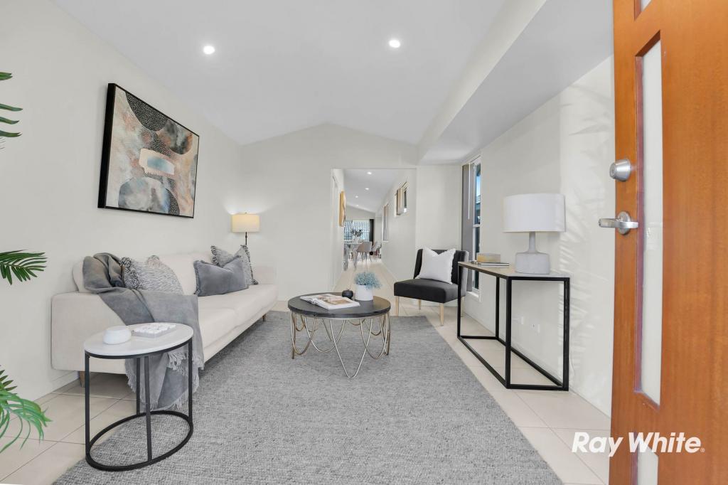 15 Stockyard Lane, Park Ridge, QLD 4125