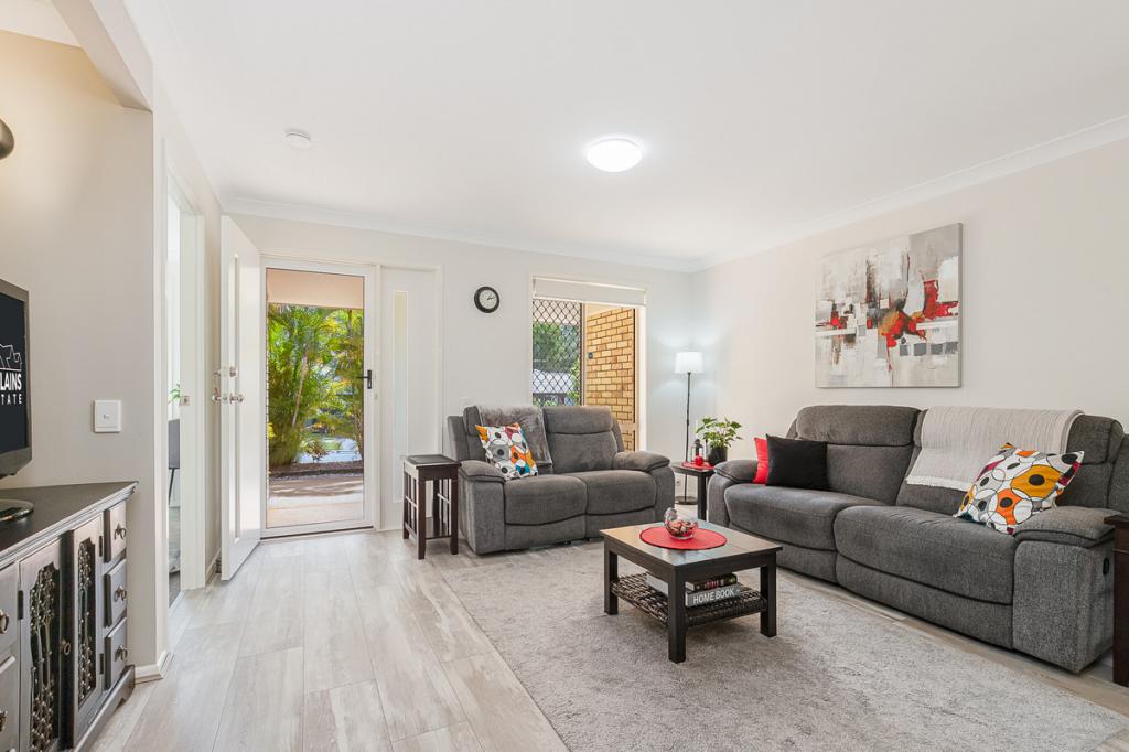 27 Regency Dr, Regents Park, QLD 4118