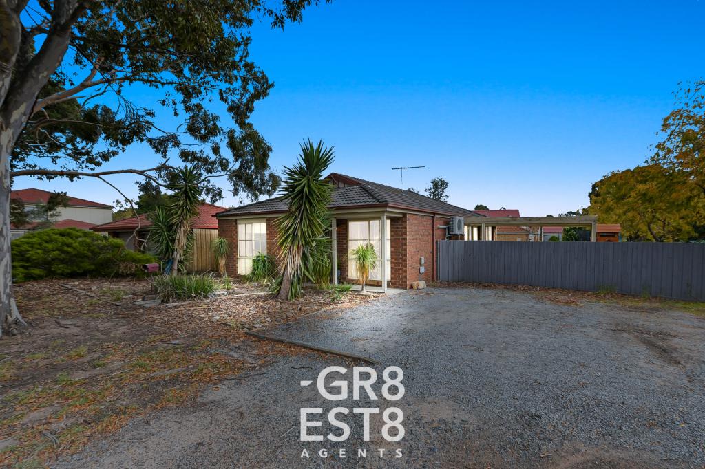 17 Banyalla Dr, Cranbourne West, VIC 3977