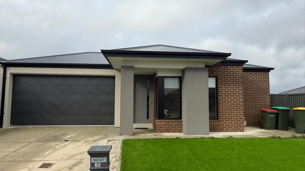 15 Kite St, Winter Valley, VIC 3358