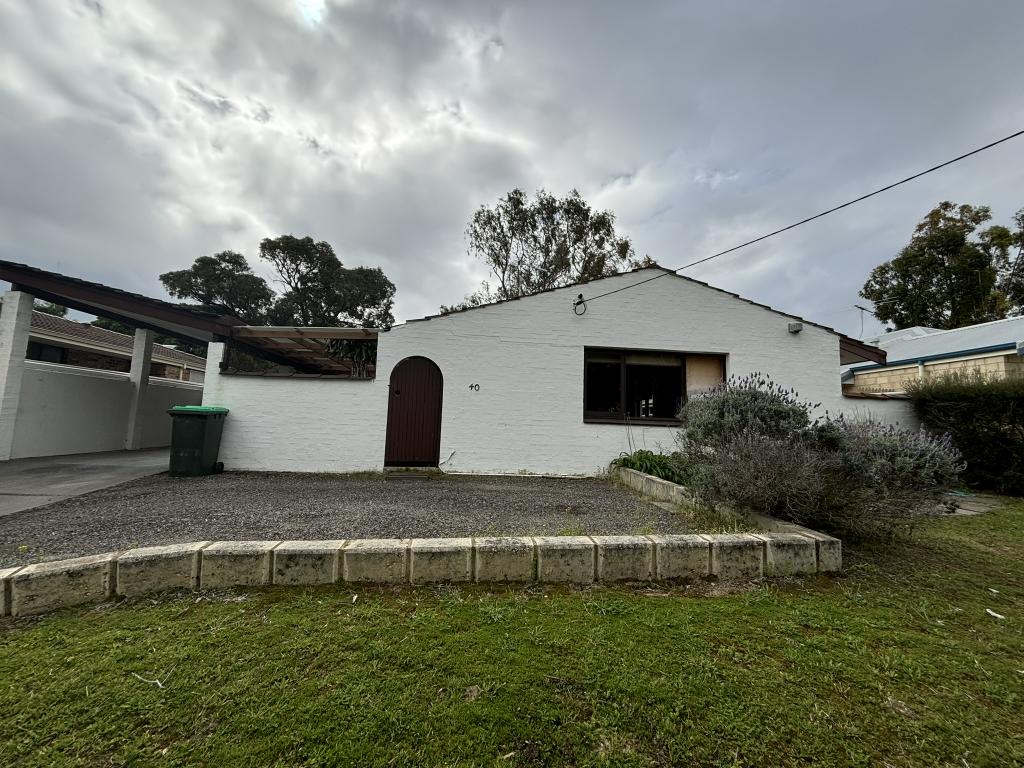 40 Axminster St, Warnbro, WA 6169