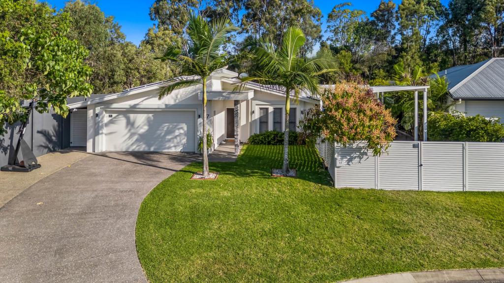 17 Lark Cct, Mountain Creek, QLD 4557