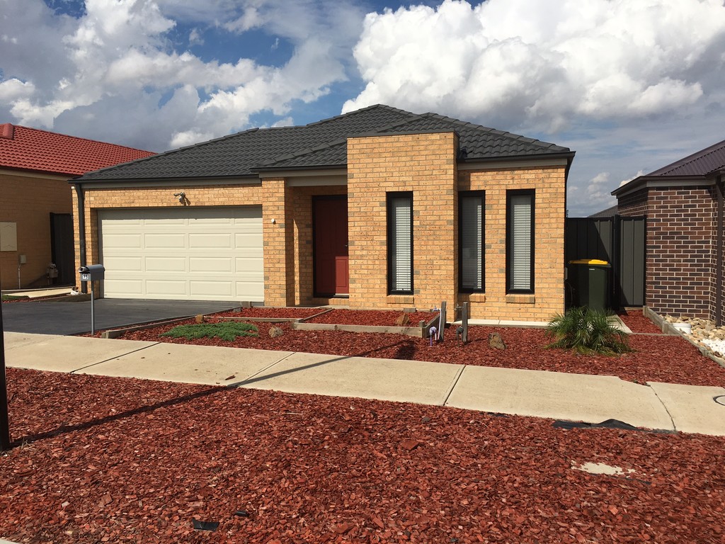 15 COCKATIEL CCT, CRAIGIEBURN, VIC 3064