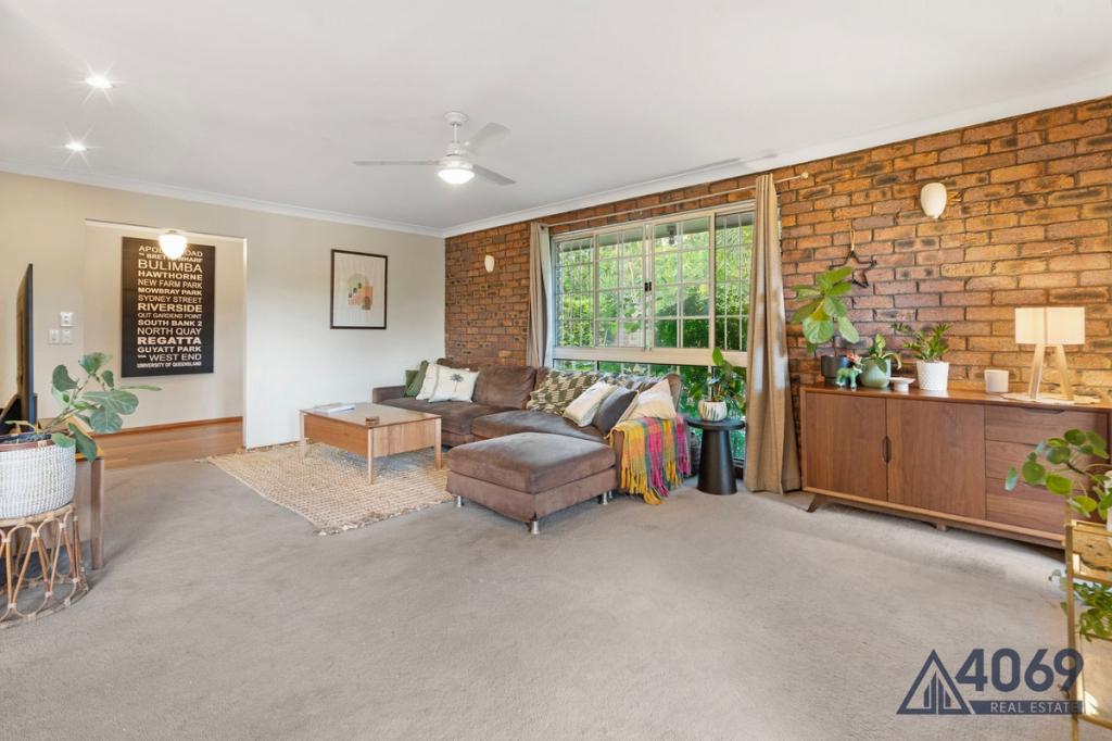 22 Mirbelia St, Kenmore Hills, QLD 4069