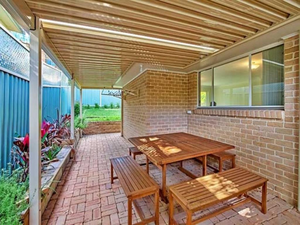 4 Soldiers Point Dr, Norah Head, NSW 2263