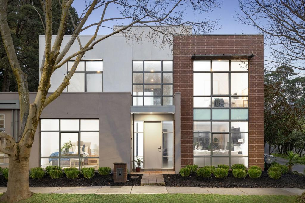15 Stadium Cct, Mulgrave, VIC 3170