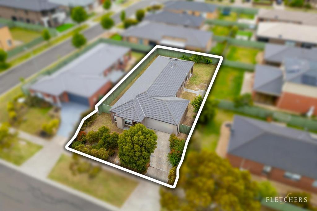 8 LABURNUM AVE, WYNDHAM VALE, VIC 3024